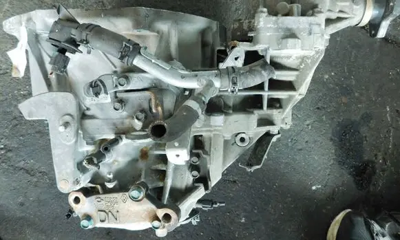 Renault Koleos I Manual 6 speed gearbox JY76D