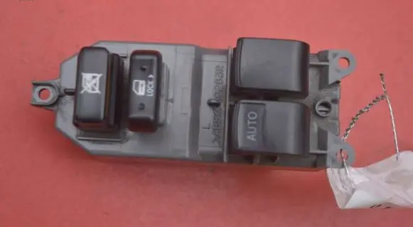 Toyota Yaris Electric window control switch