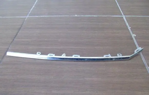 Volkswagen PASSAT B7 Front grill