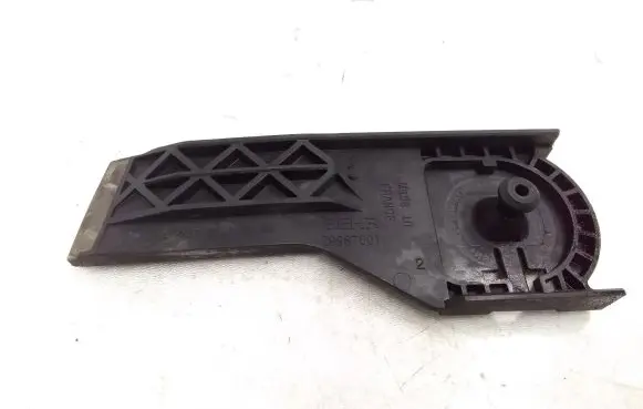 Mercedes-Benz B W246 W242 Radiator mount bracket A2465040340