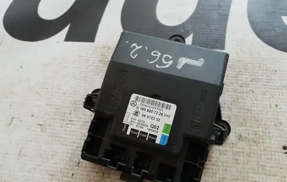 Mercedes-Benz E W212 Door control unit/module A1698207226 1698207226