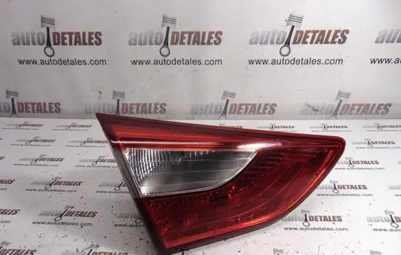 Hyundai i30 Tailgate rear/tail lights