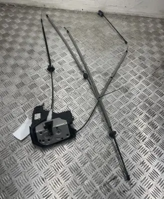 Seat Alhambra (Mk2) Rear door lock
