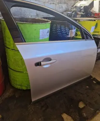 Volvo V60 Front door