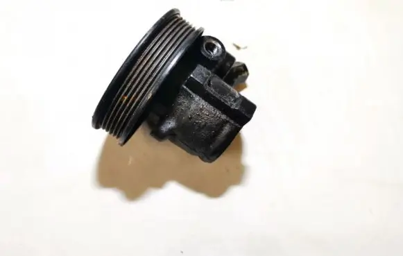 Ford Mondeo MK I Power steering pump 93bb3a733ab