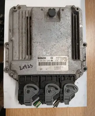 Renault Trafic II (X83) Engine control unit/module 0281014648 8200666516