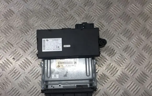 Engine ECU kit and lock set