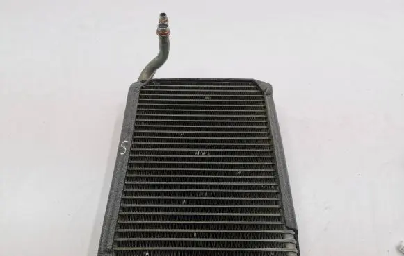 Air conditioning (A/C) radiator (interior)