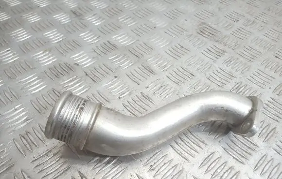 Intercooler hose/pipe