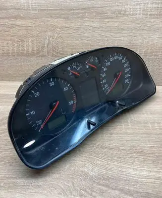 Volkswagen PASSAT B5 Speedometer (instrument cluster) 3B0920802AX 110208960 045