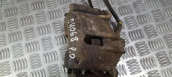Citroen Xsara Picasso Front brake caliper