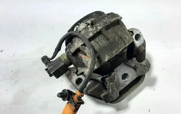 Audi A6 S6 C7 4G Engine mount bracket