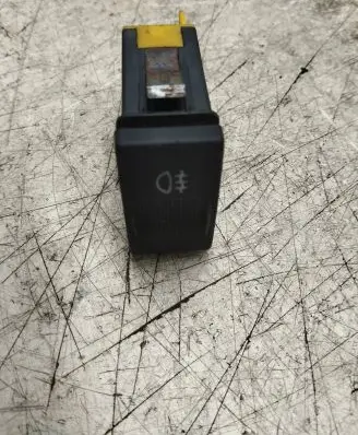 Fog light switch