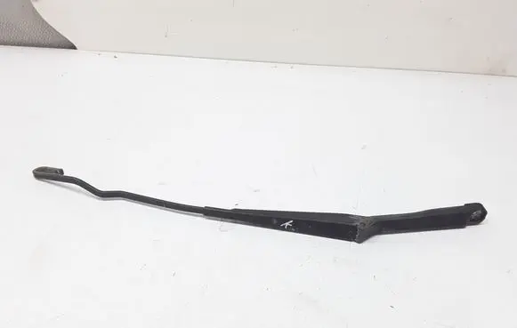 Volkswagen Transporter - Caravelle T4 Front wiper blade arm