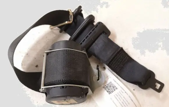 Ford Focus C-MAX Middle seatbelt (rear) 601597800D