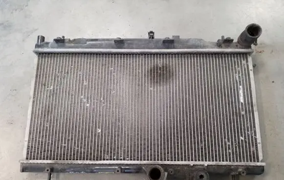 Subaru Impreza II Coolant radiator OEM