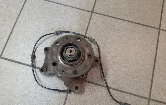 Fiat Ducato Rear wheel hub spindle/knuckle 31AAC560