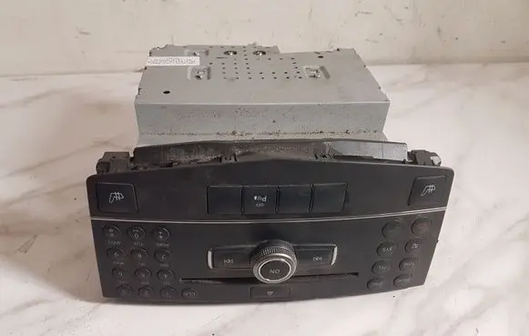 Mercedes-Benz C W203 CD/DVD changer A2049051100 A2049026900