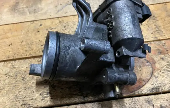 Mercedes-Benz E W210 Throttle valve a1111410125 1111410125