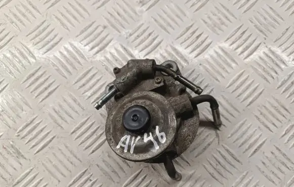 Toyota Avensis T250 Fuel filter bracket/mount holder 233800R010 233800R012