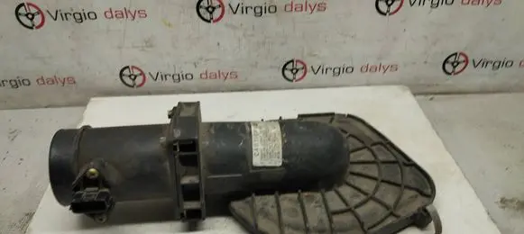 Nissan Patrol Y61 Air intake duct part VC100