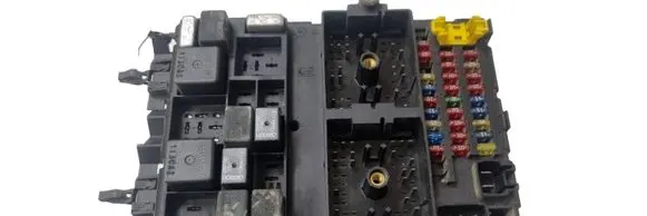 Jeep Grand Cherokee (WJ) Fuse module P56042942AC