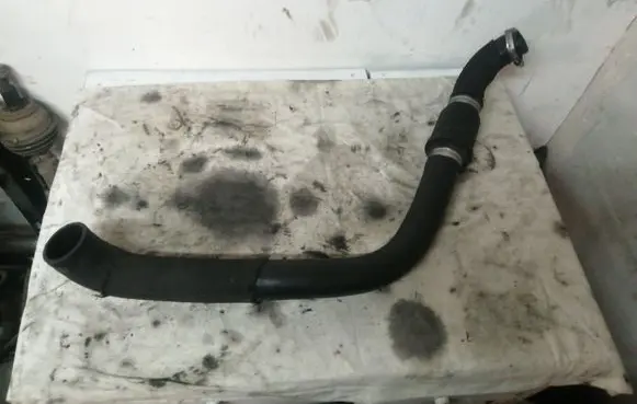 Ford Transit Intercooler hose/pipe R7TZC