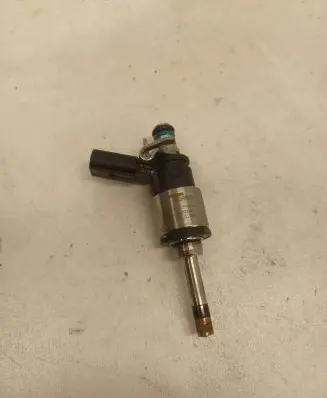 Fuel injector