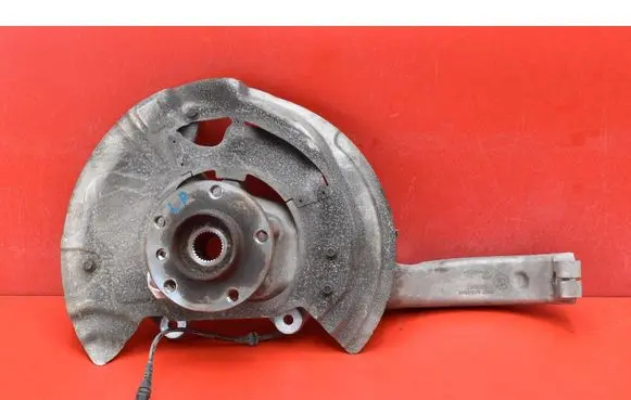 BMW X5M F85 Front wheel hub spindle knuckle 6869869