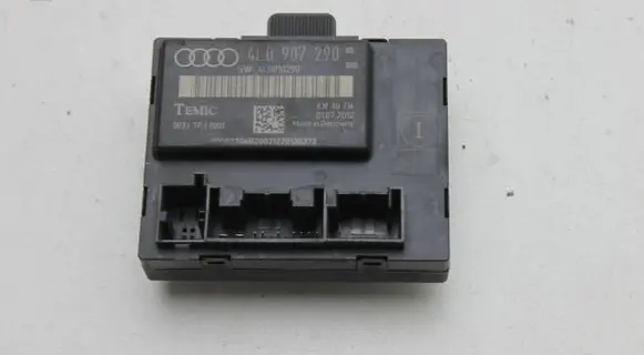 Audi Q7 4L Door control unit/module 4L0907290