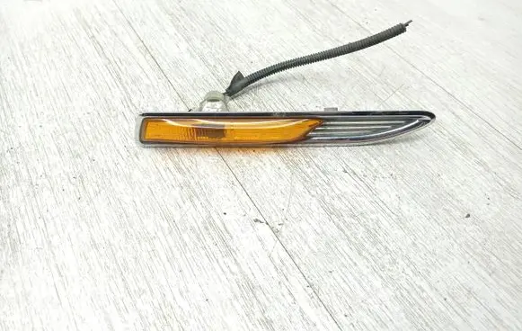 Ford Mondeo MK IV Front fender indicator light 7s7113k354af