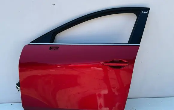 Mazda 3 Front door