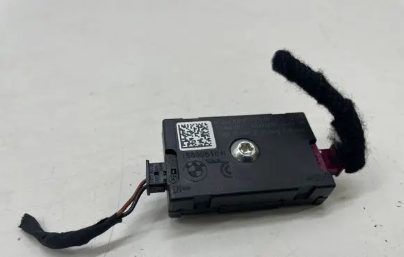 BMW 3 G20 G21 Aerial antenna filter 6835155
