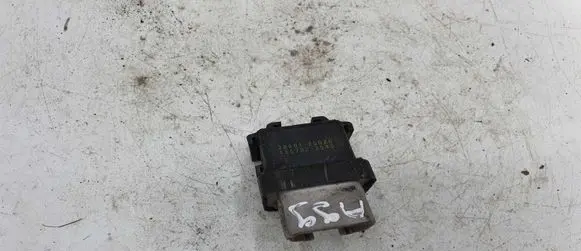 Lexus IS 220D-250-350 Glow plug pre-heat relay 2861067010 1567000671