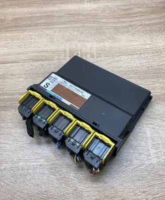 Ford Mondeo Mk III Comfort/convenience module 3S7T15K600SC