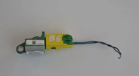 Volkswagen PASSAT B6 Airbag deployment crash/impact sensor 3C0909606