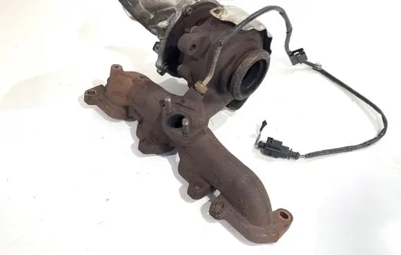 Volkswagen PASSAT B7 Turbo 03L253056G