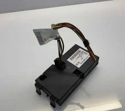 Mercedes-Benz E W211 Seat control module A2118203626 7896A4137724 00007896A4