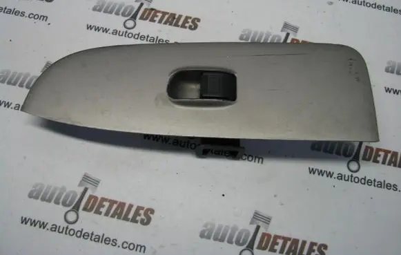 Honda CR-V Electric window control switch 83561SCAE310