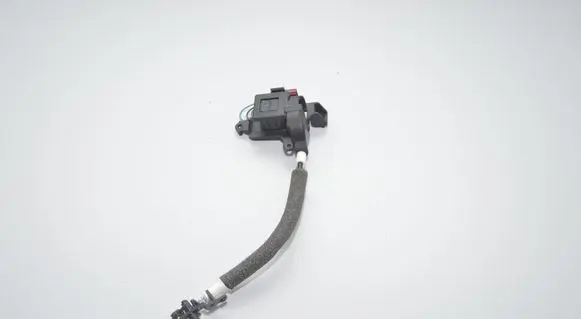 BMW 3 E90 E91 Curtain motor 8972002399