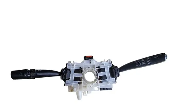 Subaru Forester SF Wiper turn signal indicator stalk/switch 83111FC07
