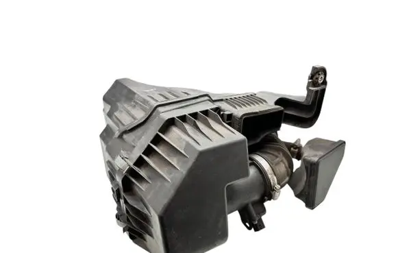Nissan Rogue Air filter box 6RA01