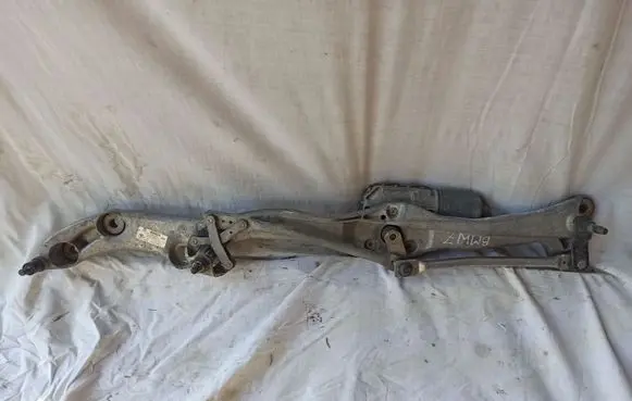 BMW 7 E65 E66 Front wiper linkage and motor 3397020553 0390241806