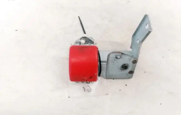 Volvo S40, V40 Engine bonnet (hood) release handle