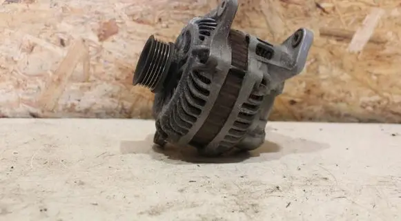 Subaru Impreza III Generator/alternator 23700AA520