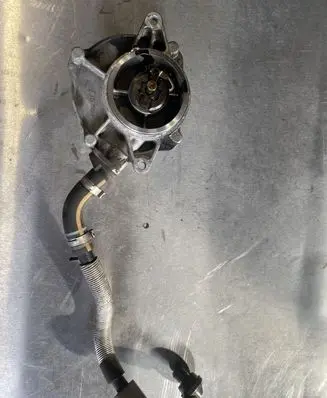 Audi A6 S6 C6 4F Vacuum pump 7000130202
