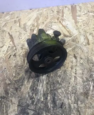 Opel Insignia A Power steering pump 13309336 55563329
