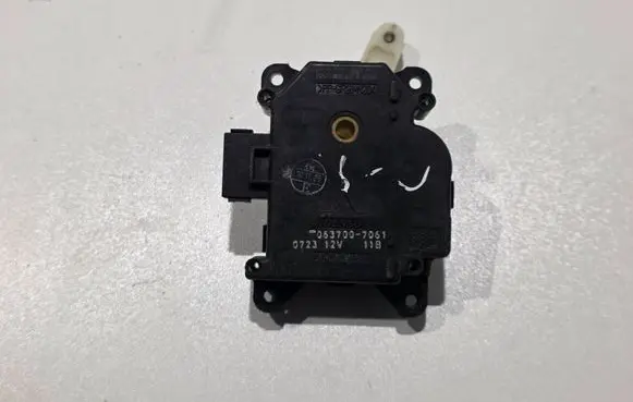 Lexus GS 300 400 430 Air flap motor/actuator 0637007061