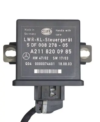 Mercedes-Benz E W211 Light module LCM A2118200985 5DF00827805 Q040000074601