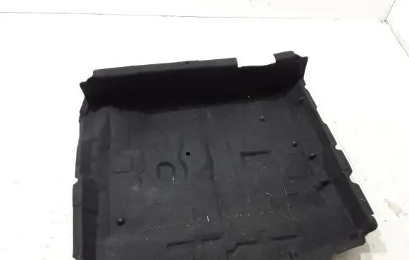 Volkswagen Touareg III Trunk/boot mat liner 760863697C
